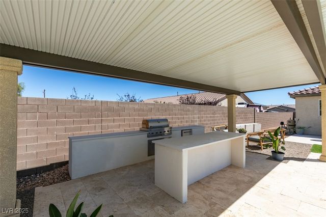 8741 Grand Pass Court, Las Vegas, NV 89113