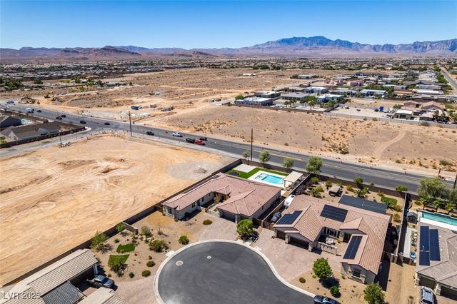 8741 Grand Pass Court, Las Vegas, NV 89113