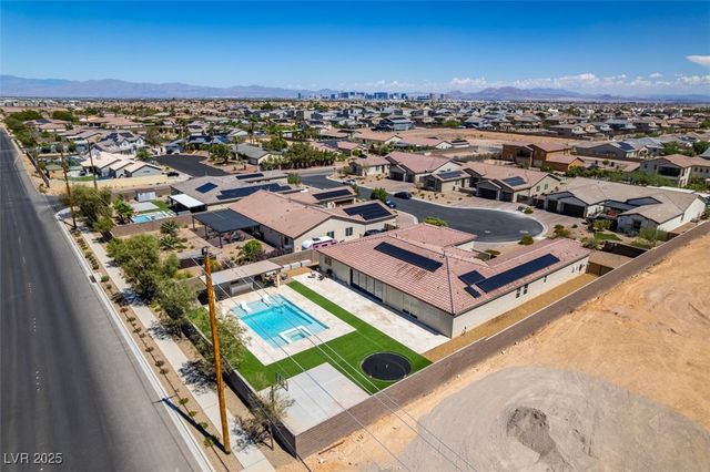 8741 Grand Pass Court, Las Vegas, NV 89113