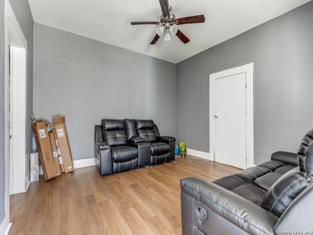 311 Cottonwood, San Antonio, TX 78214