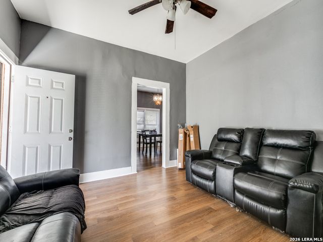 311 Cottonwood, San Antonio, TX 78214