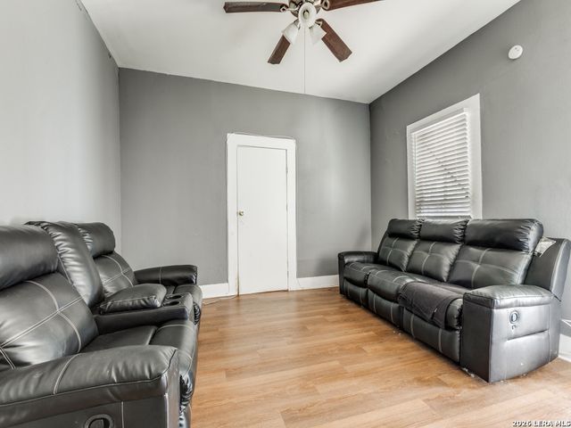 311 Cottonwood, San Antonio, TX 78214