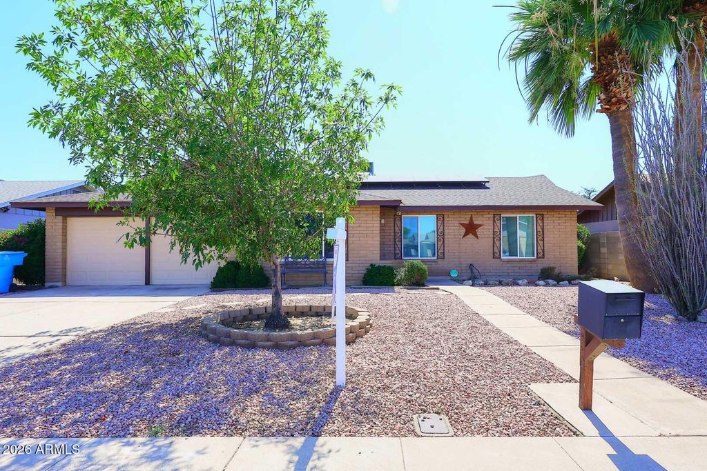 11223 N 33rd Avenue, Phoenix, AZ 85029 — photo 2