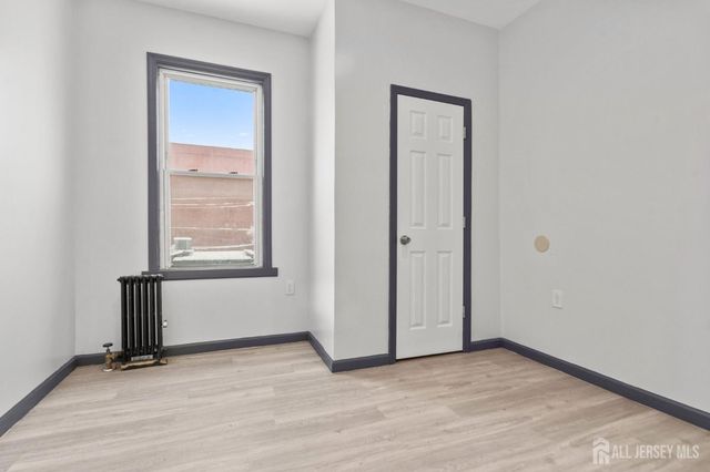 211 North 13th Street 2, Newark, NJ 07107