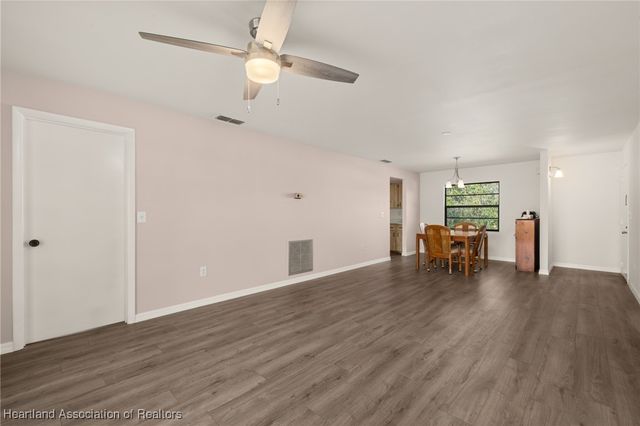 3 A Miracle Avenue D, Avon Park, FL 33825