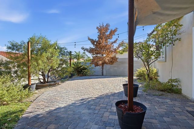 5130 Amanda Lane, Las Vegas, NV 89120