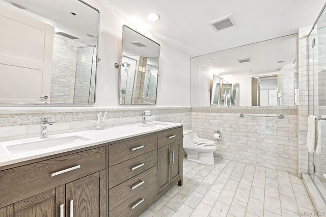 1 Renaissance Square 15D, White Plains, NY 10601