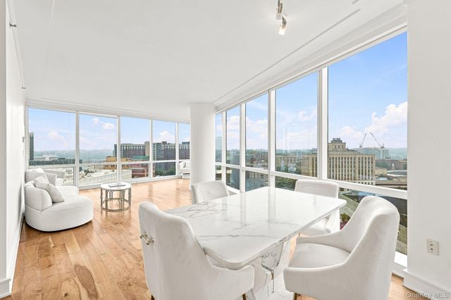 1 Renaissance Square 15D, White Plains, NY 10601