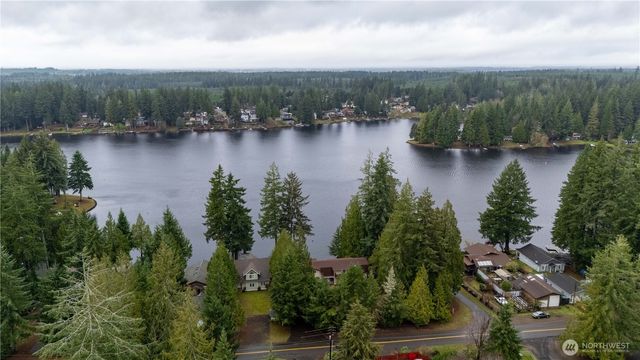 371 E Annas Way, Shelton, WA 98584