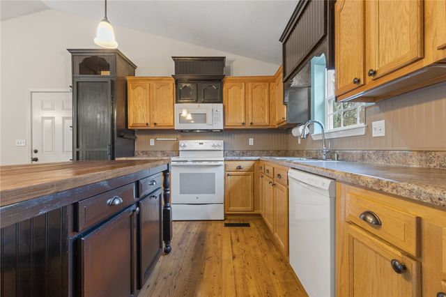 1016 Pearl Road, Harrison, AR 72601