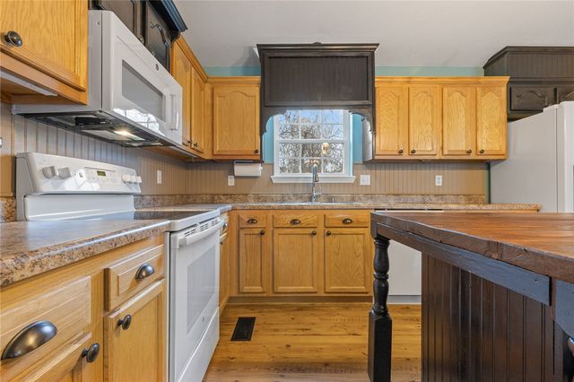 1016 Pearl Road, Harrison, AR 72601