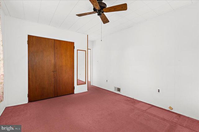 106 DISNEY AVE, Pasadena, MD 21122