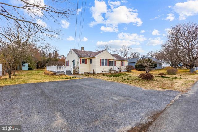 106 DISNEY AVE, Pasadena, MD 21122