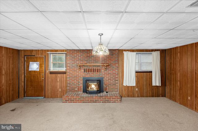 106 DISNEY AVE, Pasadena, MD 21122