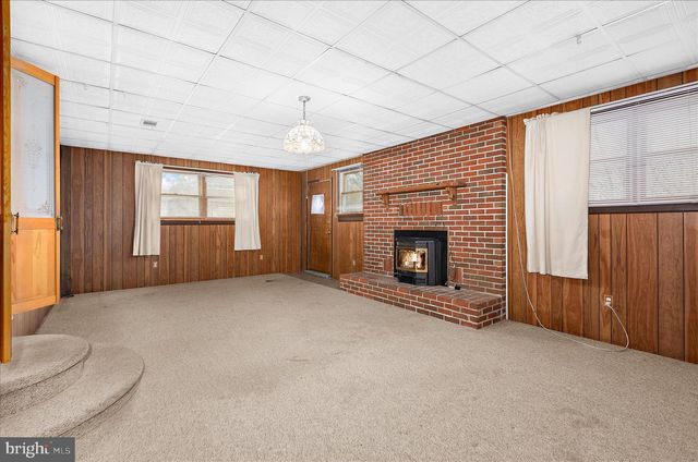 106 DISNEY AVE, Pasadena, MD 21122