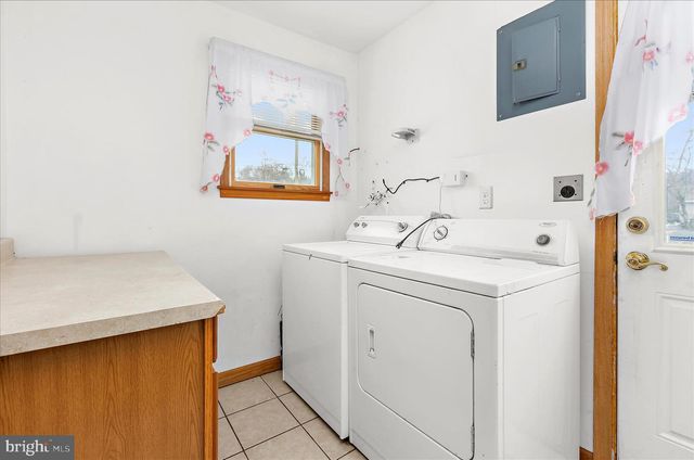 106 DISNEY AVE, Pasadena, MD 21122