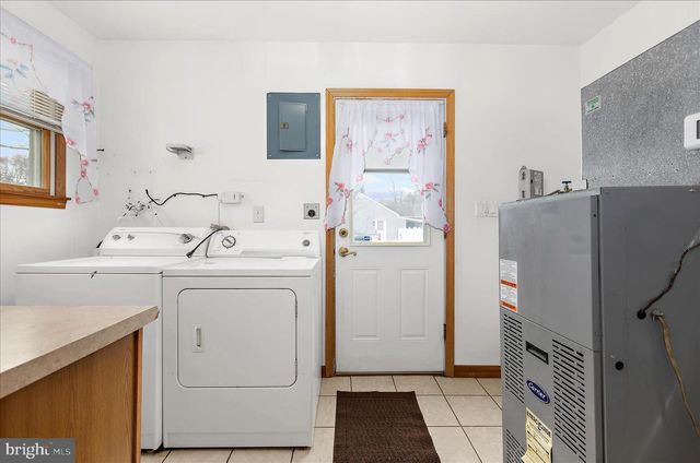 106 DISNEY AVE, Pasadena, MD 21122