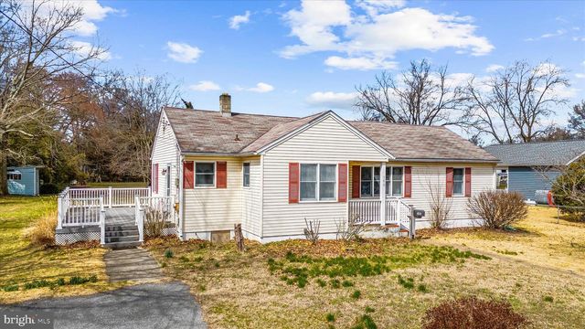 106 DISNEY AVE, Pasadena, MD 21122