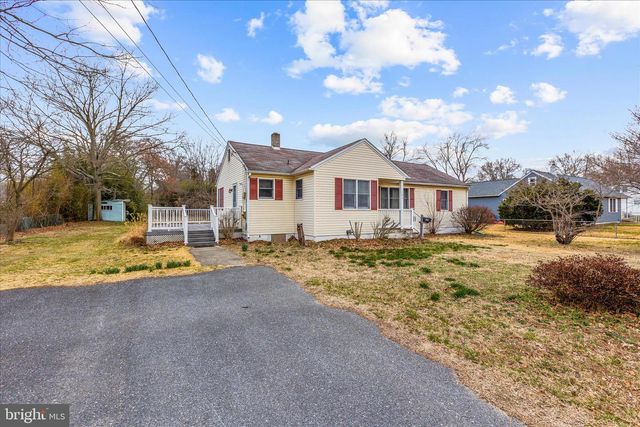 106 DISNEY AVE, Pasadena, MD 21122