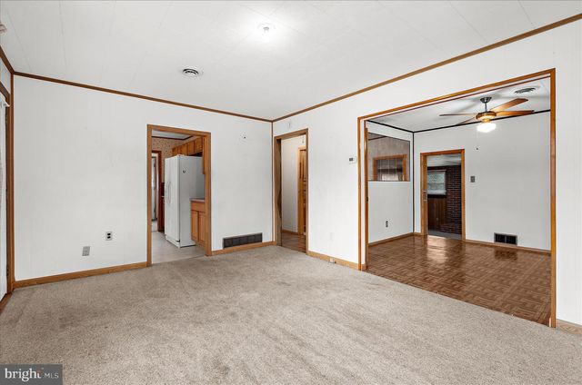 106 DISNEY AVE, Pasadena, MD 21122