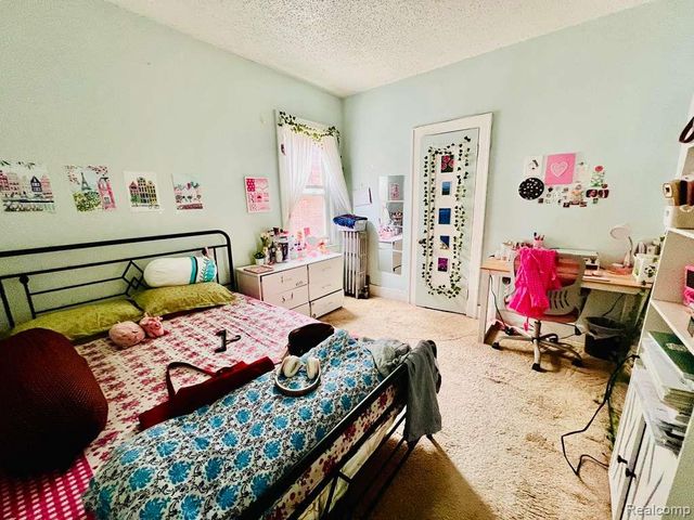 3215 Evaline Street, Hamtramck, MI 48212