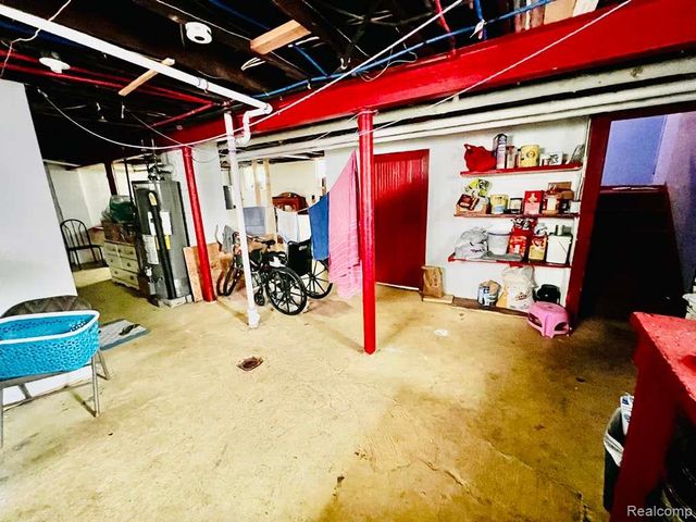 3215 Evaline Street, Hamtramck, MI 48212