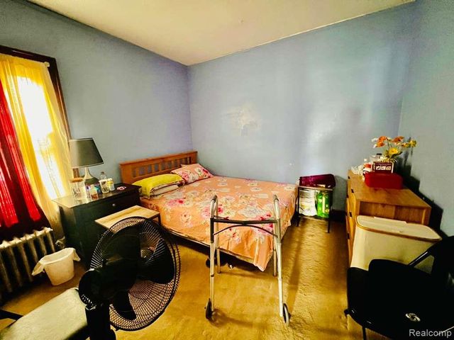 3215 Evaline Street, Hamtramck, MI 48212