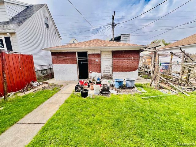 3215 Evaline Street, Hamtramck, MI 48212