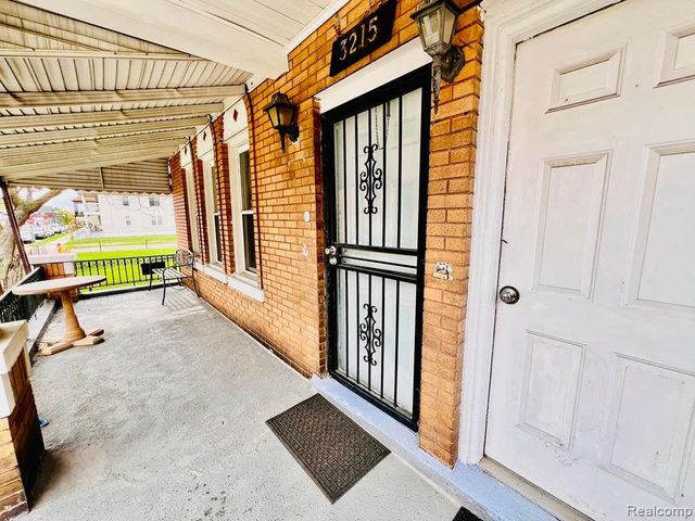 3215 Evaline Street, Hamtramck, MI 48212