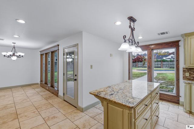 1215 PARK AVENUE, Monroe, LA 71201