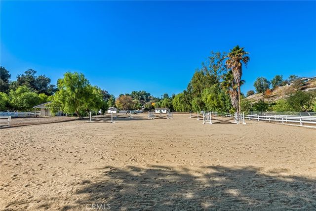 5547 PARADISE VALLEY Road, Hidden Hills, CA 91302