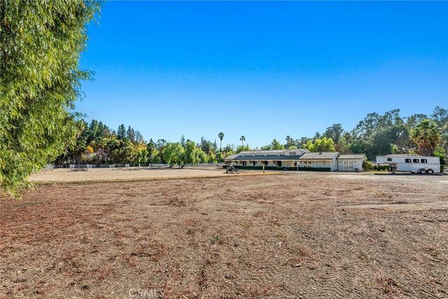 5547 PARADISE VALLEY Road, Hidden Hills, CA 91302
