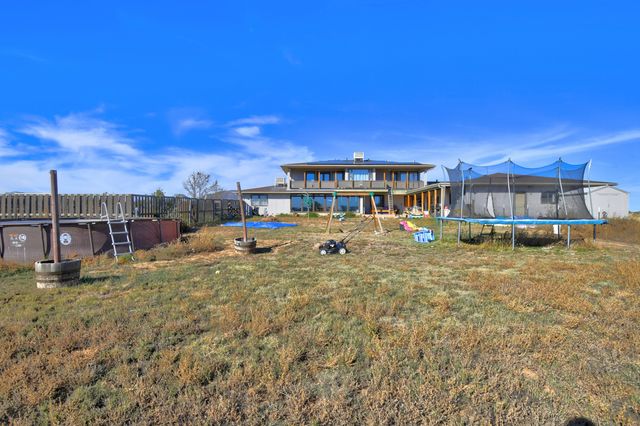 10 S Circle Road, Edgewood, NM 87015