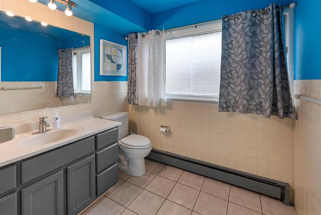 8915 W Becher STREET, West Allis, WI 53227