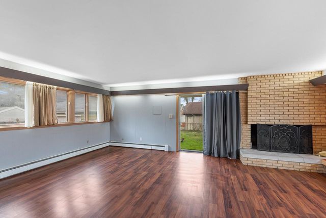 8915 W Becher STREET, West Allis, WI 53227