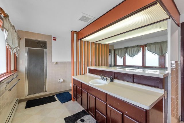 8915 W Becher STREET, West Allis, WI 53227
