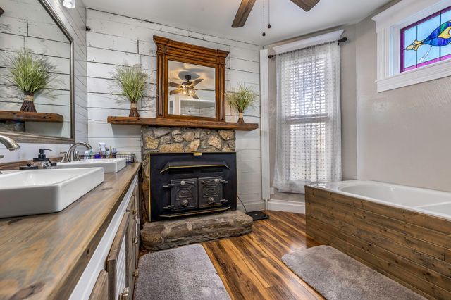 641 W 3rd Street, Baird, TX 79504