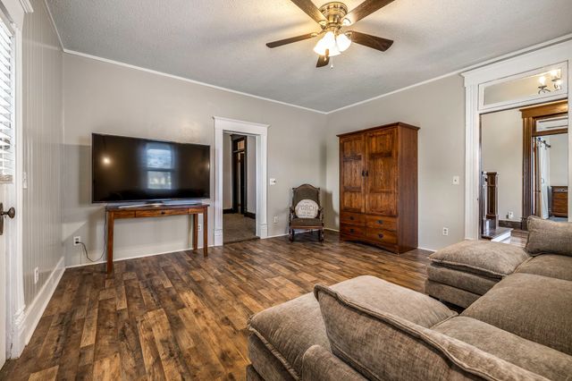 641 W 3rd Street, Baird, TX 79504