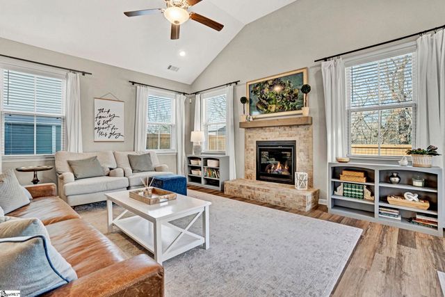 572 Backacre Court, Greer, SC 29651