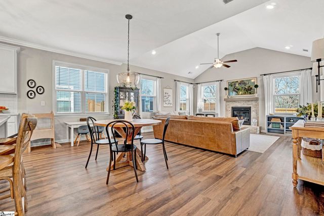 572 Backacre Court, Greer, SC 29651