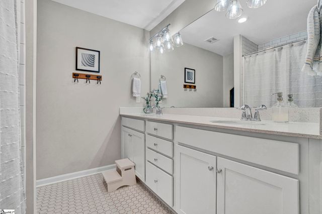 572 Backacre Court, Greer, SC 29651