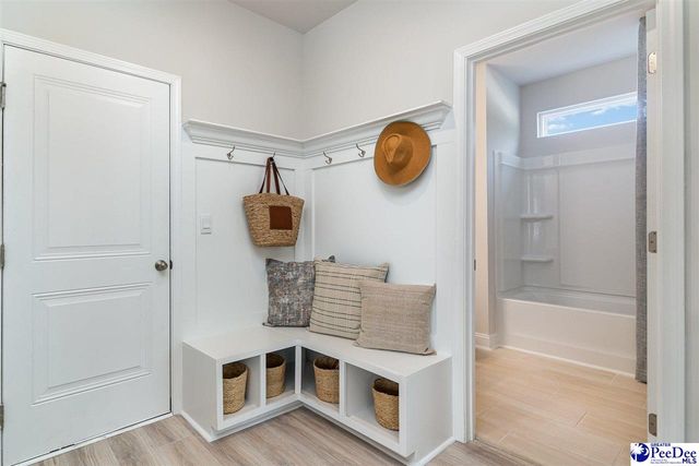 273 Bluff View Ln, Florence, SC 29505