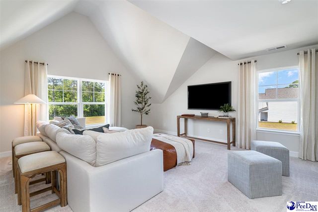 273 Bluff View Ln, Florence, SC 29505