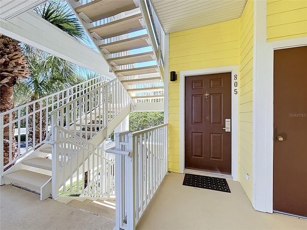 Image 1 of property listing at 805 LUCAYA LOOP 8201, Davenport, FL 33897
