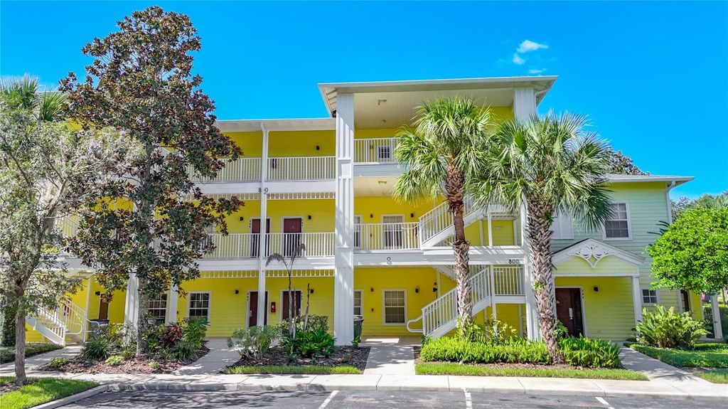 Image 28 of property listing at 805 LUCAYA LOOP 8201, Davenport, FL 33897