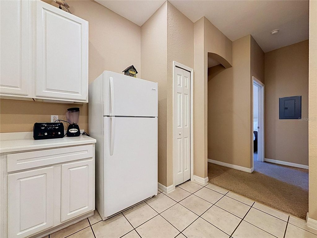 Image 6 of property listing at 805 LUCAYA LOOP 8201, Davenport, FL 33897