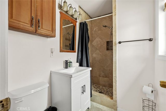 913 S Laurel, Santa Ana, CA 92704