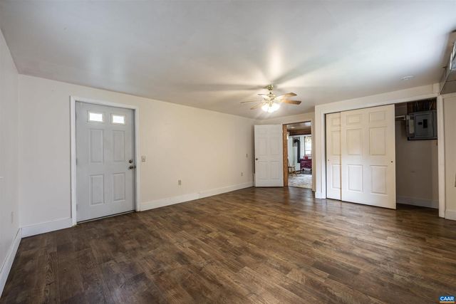 7311 S SEMINOLE TRL, Rochelle, VA 22738