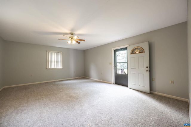 7311 S SEMINOLE TRL, Rochelle, VA 22738