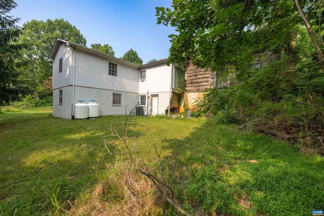 7311 S SEMINOLE TRL, Rochelle, VA 22738